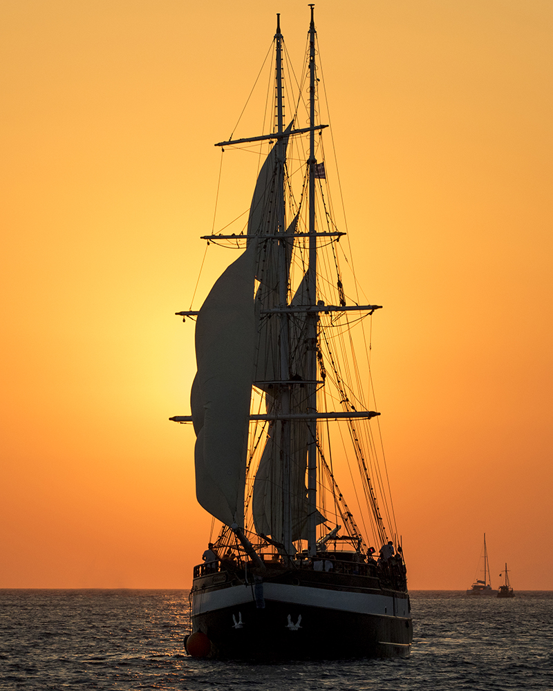 Thalassa Sunset CruiseTraditional Sailboat